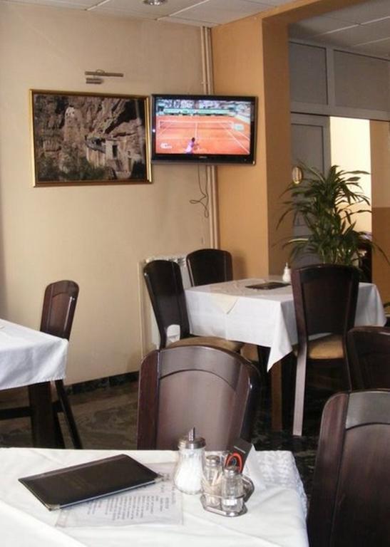 Dragacevo Hotel Kraljevo Bagian luar foto
