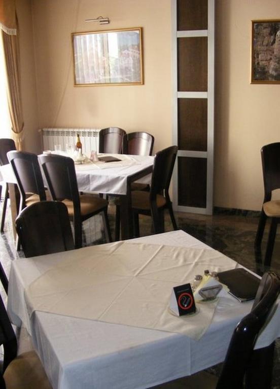 Dragacevo Hotel Kraljevo Bagian luar foto